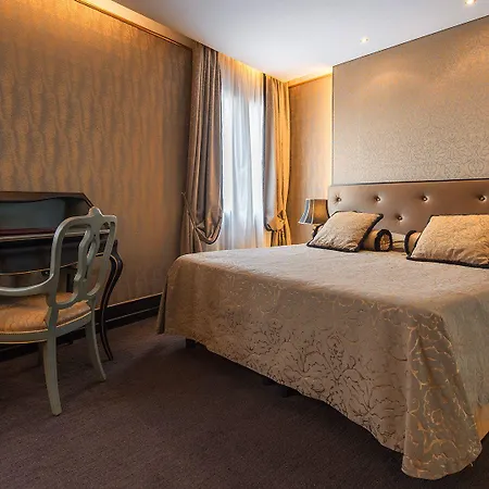 Aqua Palace Отель 4*