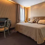 أكوا بالاس فندق 4*