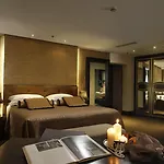 أكوا بالاس