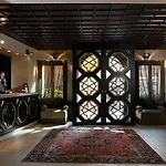 أكوا بالاس 4*
