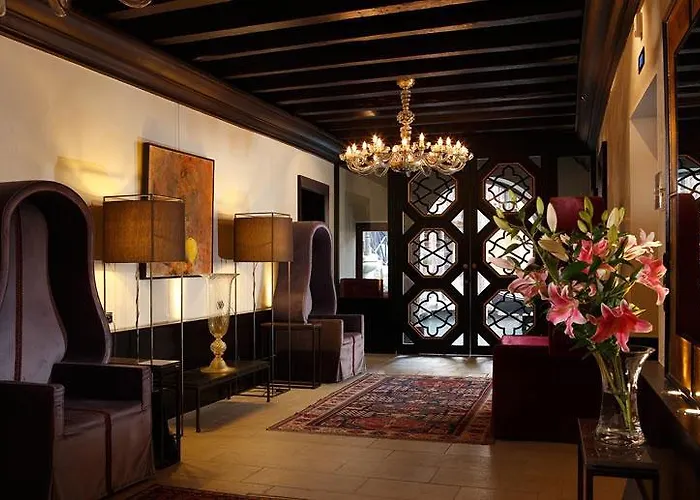 Aqua Palace Szálloda 4*