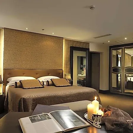Ξενοδοχείο Aqua Palace 4*