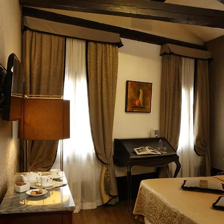 Hotel Aqua Palace 4*