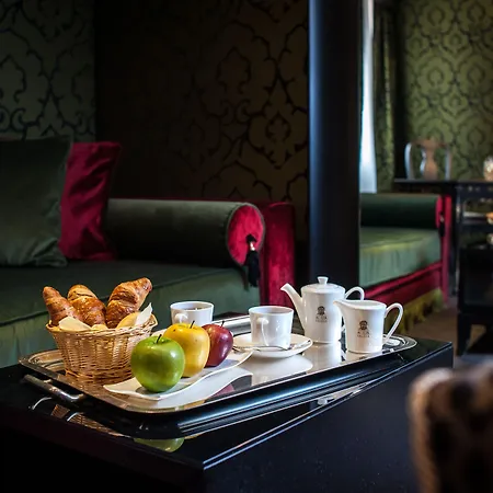 호텔 아쿠아 팰리스