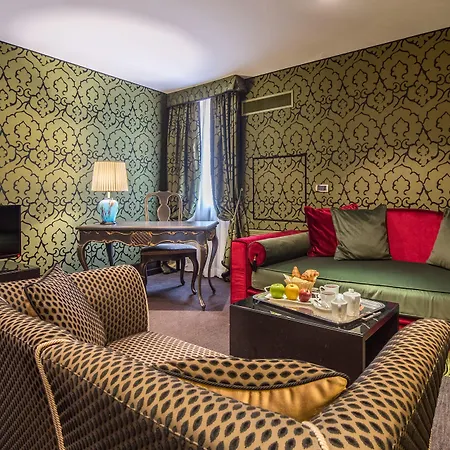 Aqua Palace Hotel 4*