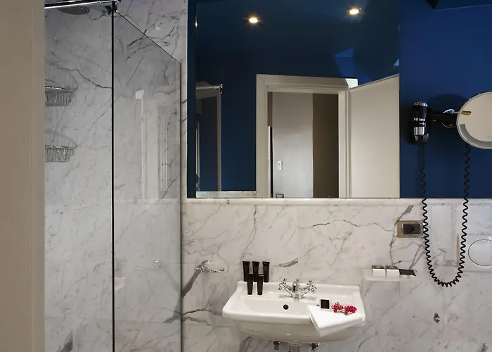 アクア パレス ホテル 4*